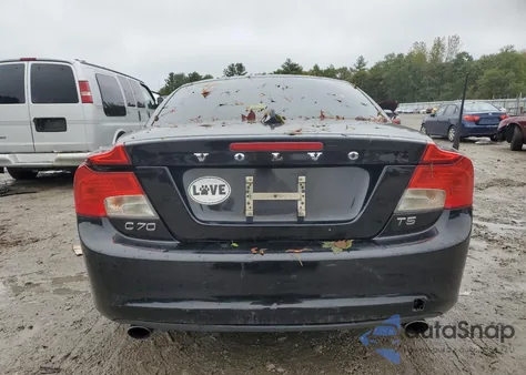 2011 Volvo C70 T5 z USA, uszkodzony, nr VIN YV1672MC2BJ115633